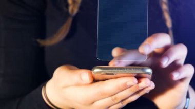 cep telefonu ile genç kız sohbet, eller ve cep telefonu detay, iletişim gibi konular için uygun görüntüleri, sanallık ve zorbalık