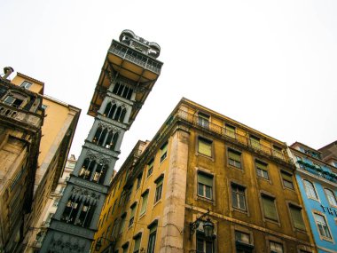 Santa Justa Lift, Carmo bölgesi yakınında, Lizbon