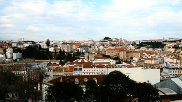 Uitzicht vanaf de Santa Justa in Lissabon, Portugal — Stockvideo