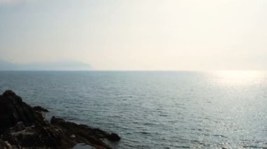 Sakin Ligurian Denizi, Cenova Nervi alan, Ligurya en güzel yerlerden biri