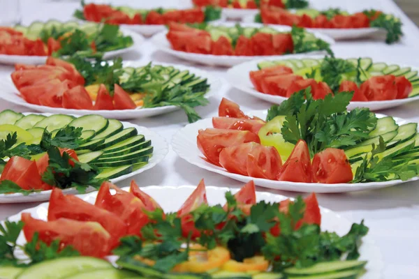 Lichte Zomer Salade Komkommer Tomaat Peper Blad Sla — Stockfoto