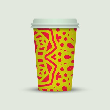 Yaratıcı tasarım için kahve fincanı götürün.