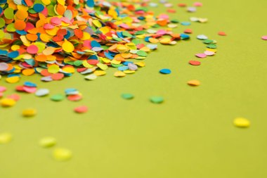 Bir parti ve carnival için dekor. Yukarıdan görüntülemek.