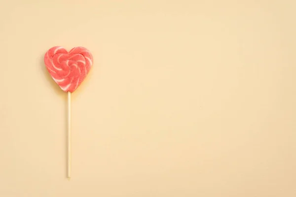 Rote Und Rosa Lollipop Süßigkeiten Sie Form Von Herzen — Stockfoto
