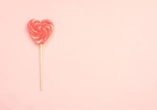 Rote Und Rosa Lollipop Süßigkeiten Sie Form Von Herzen — Stockfoto