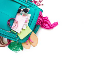 Dinlenmek ve seyahat için renkli parlak şeyler. Bir tatil planlama. Mavi, Turkuaz, Akuamarin, mor, Lila, pembe, mor.