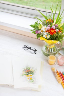 İllüstrasyon renkli kalemler ile boyalı. Parlak kır çiçekleri.