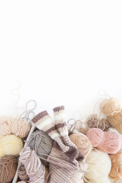 Fils Dans Panier Beige Neutre Tons Naturels Tricot Crochet Rayons — Photo