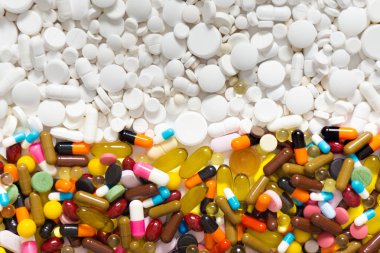 beyaz ve renkli tablet