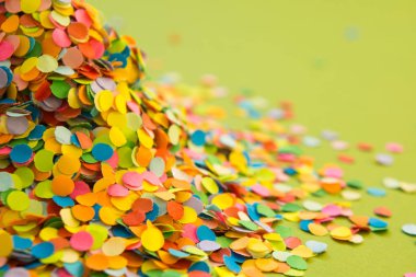 Bir parti ve carnival için dekor. Yukarıdan görüntülemek.