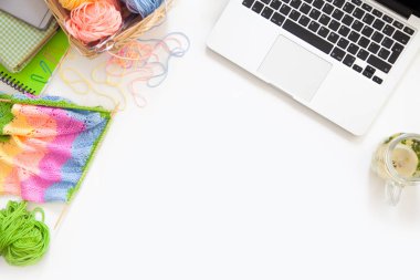 Kadın ev iş. Sipariş için örgü. Triko Dükkanı.