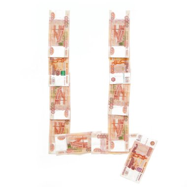 Rus banknotlar beş bin ruble değer. Beyaz arka plan. İzole.