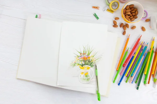 Ilustração Pintada Com Lápis Coloridos Flores Silvestres Brilhantes — Fotografia de Stock