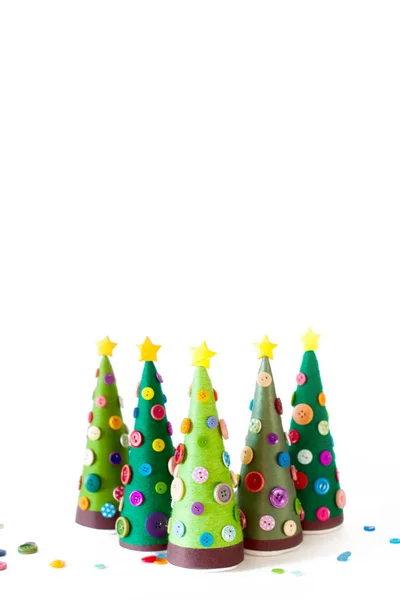 Een Handgemaakte Alternatief Kerstboom Witte Achtergrond — Stockfoto
