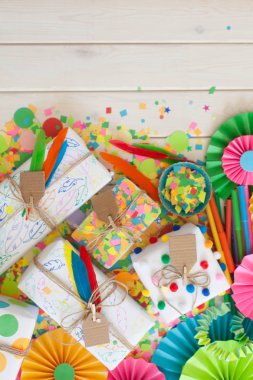 Ev yapımı craft. El sanatları için renkli malzemeler. Kadınlar ilgi alanları.