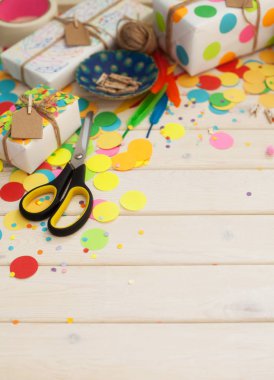 Ev yapımı craft. El sanatları için renkli malzemeler. Kadınlar ilgi alanları.