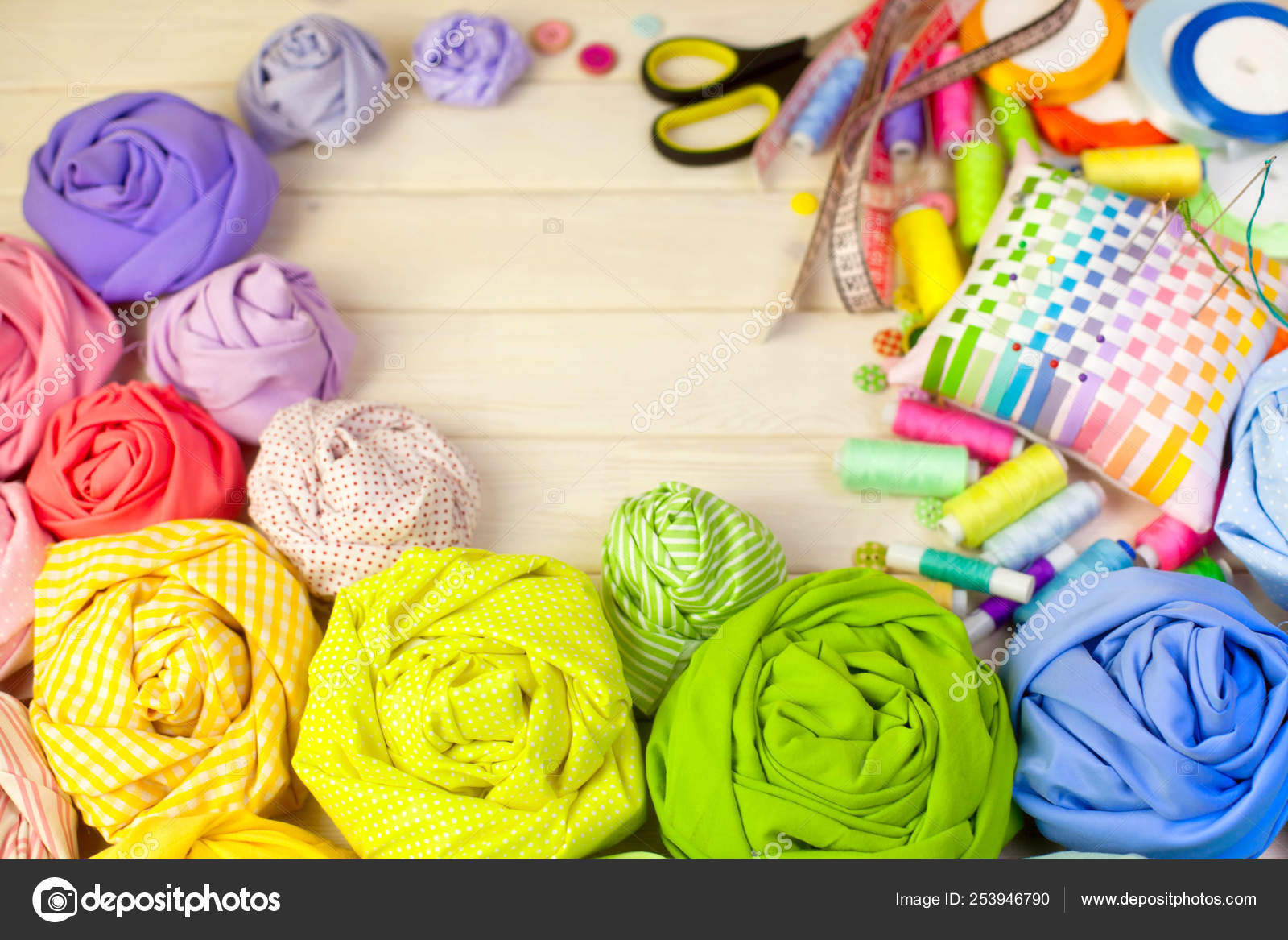 Accessories Sewing Lie White Background Measuring Tape Thread Fabric ...