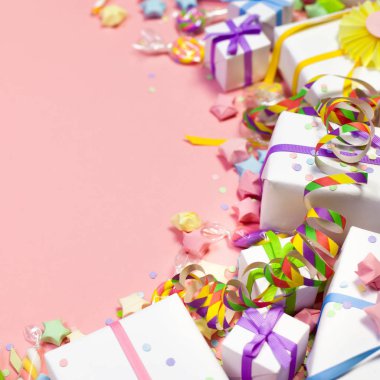 Doğum günü, parti ve yeni yıl için parlak dekor.