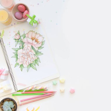 renkli kalemler ile çizim çizim. çiçek peonies. Mumlar, g