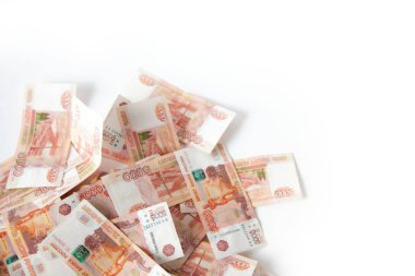 Para bankada depolamanın Rus yolu. Birçok kuş gagası-in beş bin.