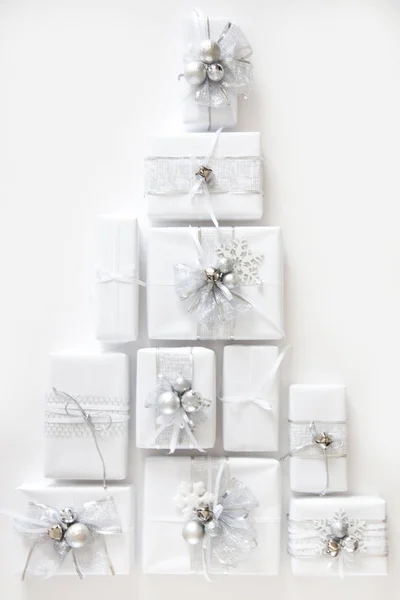 Cajas Regalo Hechas Mano Navidad Mármol Blanco Vista Superior Feliz — Foto de Stock