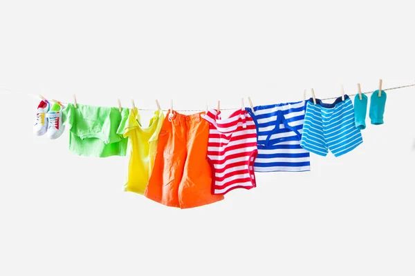 Corde Linge Avec Pendaison Vêtements Bébé Sur Fond Jaune — Photo