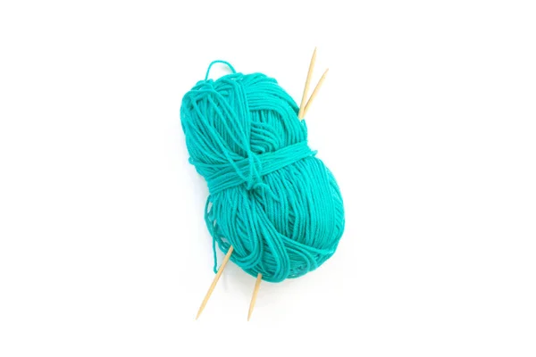 Turquoise yarn for knitting. White background. — Stock Photo, Image