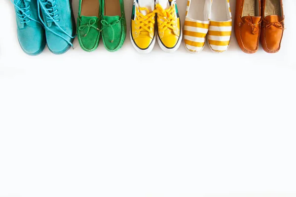 Colección de zapatos de mujer sobre fondo blanco —  Fotos de Stock