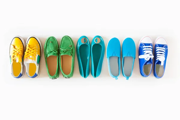 Dużo Kolorowych Butów Młodzieżowych Kobiet Bez Obcasów — Zdjęcie stockowe