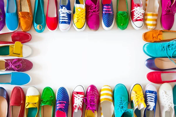 Colección de zapatos de mujer sobre fondo blanco — Foto de Stock