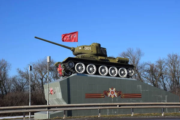 Monumento Soviético Tanque —  Fotos de Stock