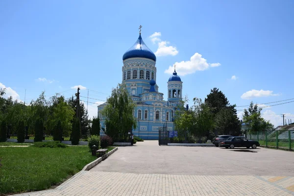 Den Ortodokse Kirke Landsbyen Kanevskaja – stockfoto