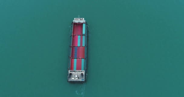Πλοίο που πλέει στη Νότια Κίνα θάλασσα — Αρχείο Βίντεο