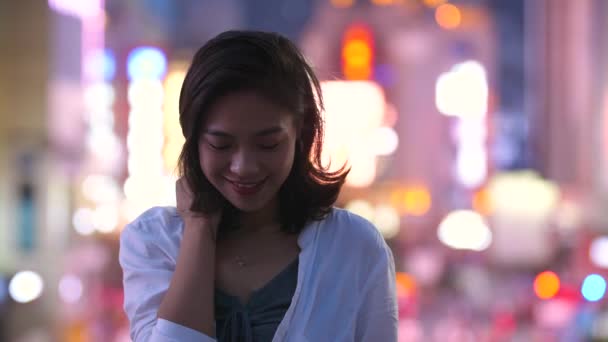 Retrato de bonita joven mujer asiática sonrisa — Vídeos de Stock