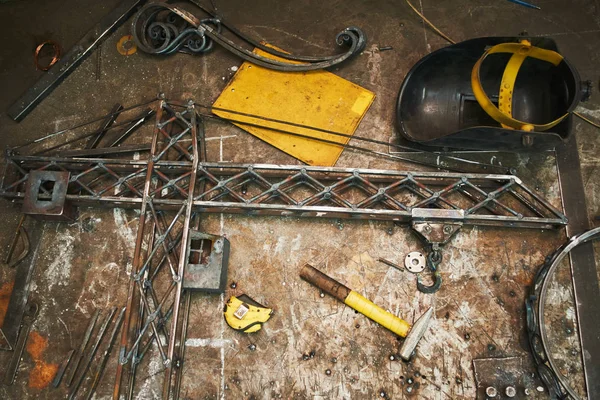 Professioneller Arbeitsplatz Des Schweißers Werkstattinnenraum — Stockfoto