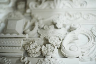 Beyaz kalıp atölyesi adresten ayrıntıları yakın çekim