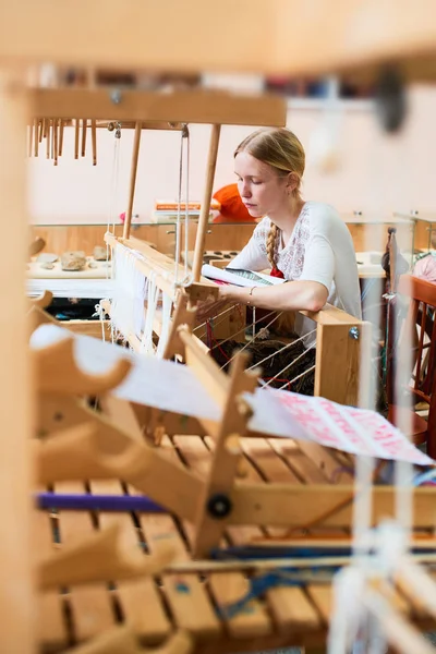 Professional Blonde Woman Weaving Hands Old Wooden Loom — Stock Photo, Image