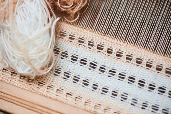 Gyártási Folyamat Szövőszék Vértes Kézzel Készített Textil — Stock Fotó