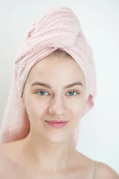 Beautiful Woman Towel Head Perfect Clean Skin Looking Camera Close — Stock Photo, Image