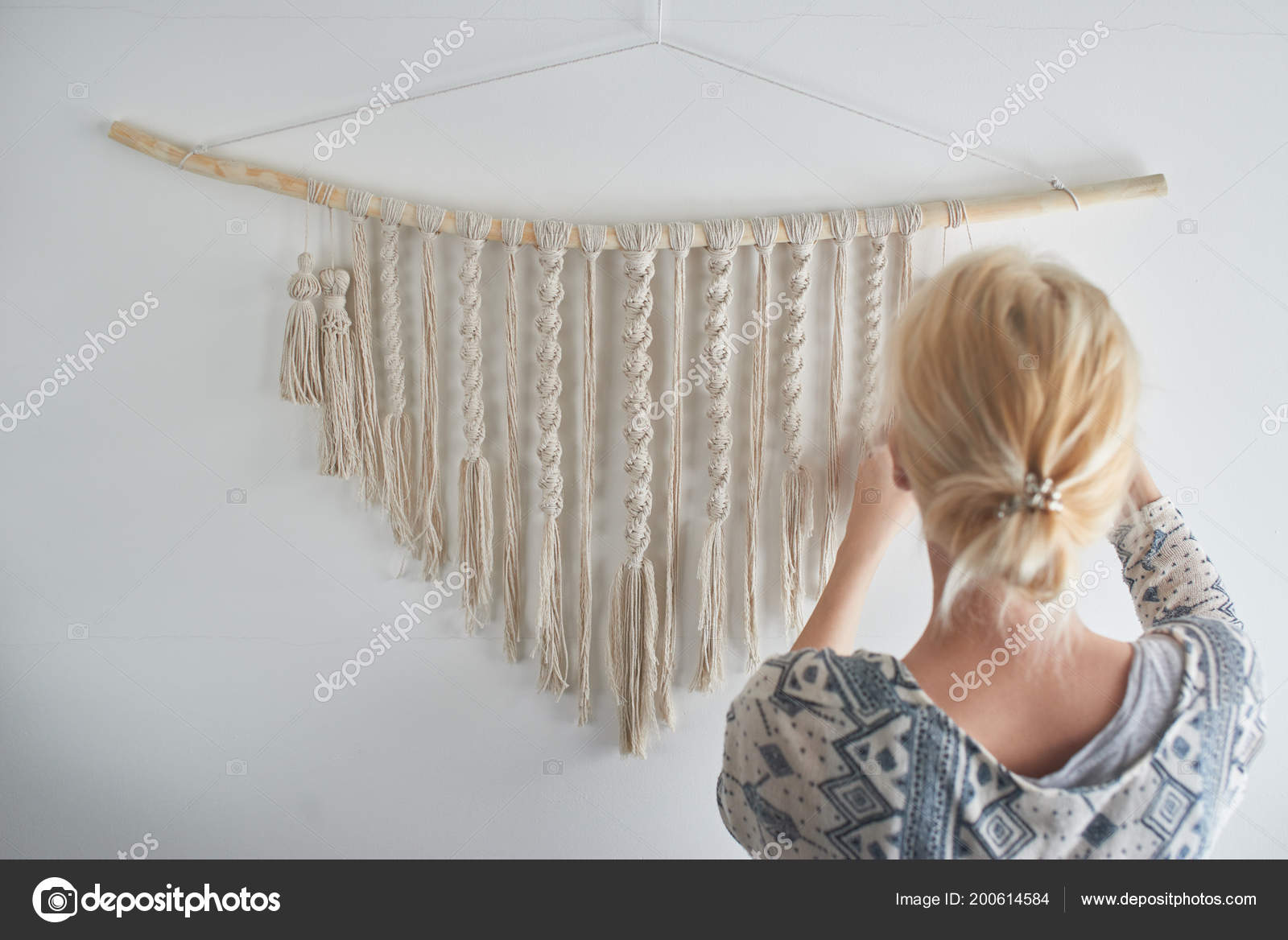 1 843 Macrame Wall Stock Photos Free Royalty Free Macrame Wall Images Depositphotos