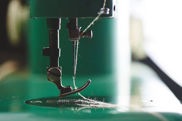 Sewing Machine Needle Thread Close View — Stock Photo, Image