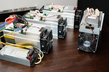 Cryptocurrency, yakın çekim Madencilik donatımı  