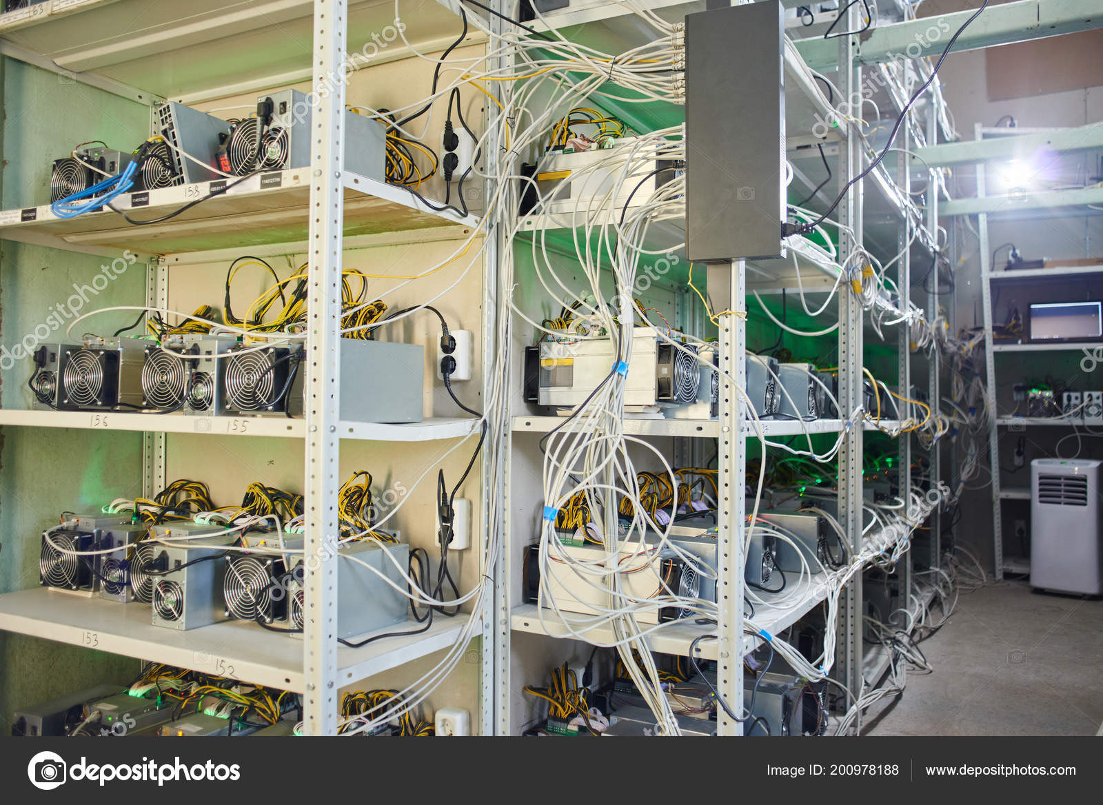 what cryptocurrency mines with storage