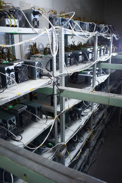 Granja Con Equipo Para Minería Criptomoneda Bitcoin — Foto de Stock