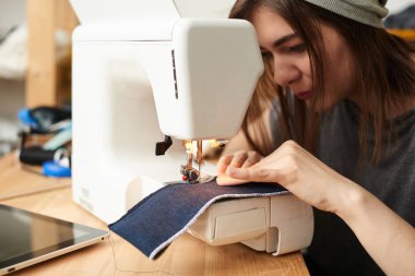 terzi dikiş dikiş makinesi atelier bezle