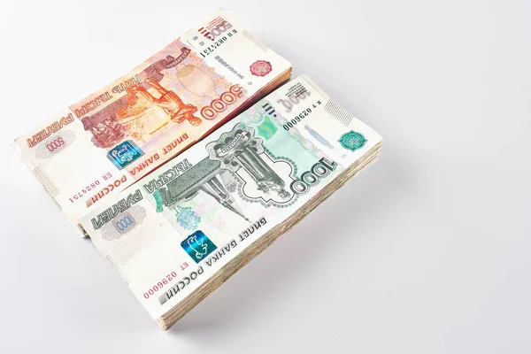 Rublos Papel Moneda Ruso Sobre Fondo Blanco — Foto de Stock