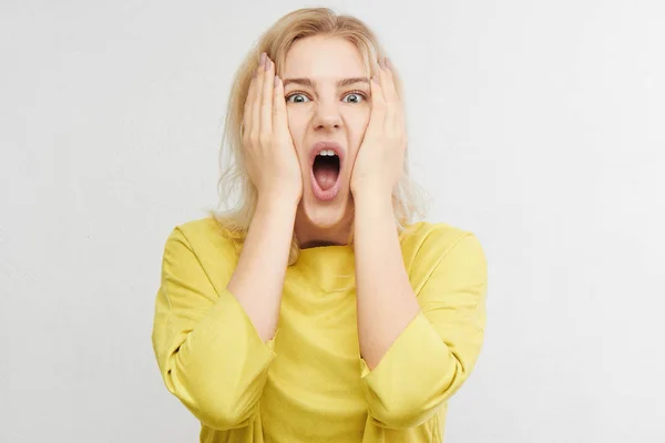 Woman Horror Holds Head Hands Screams Fear Anger Surprise Isolated — Stock Photo, Image