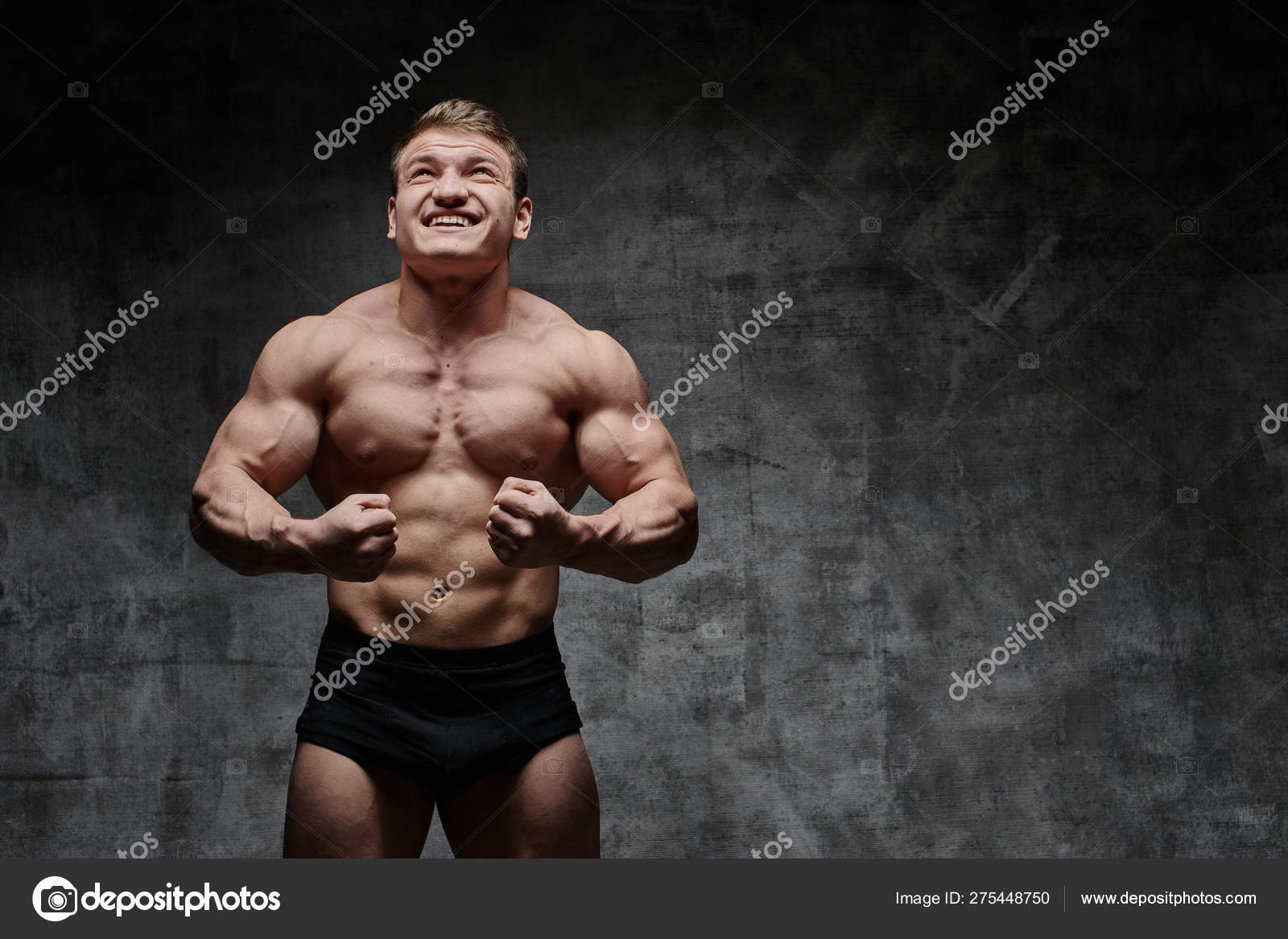 Weibliche Bodybuilderin übt Nackt Wrestling Aus, Was Für Ein Körper Weibliche Bodybuilderin übt Nackt Wrestling Aus, Was Für Ein Körper