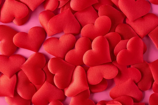 Muchos Corazones Rojos Volumétricos Sobre Fondo Rosa Para Día San — Foto de Stock