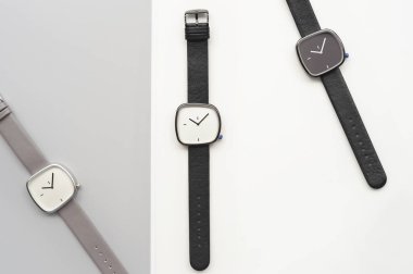 Arka plan için çok renkli kol saatleri kümesi